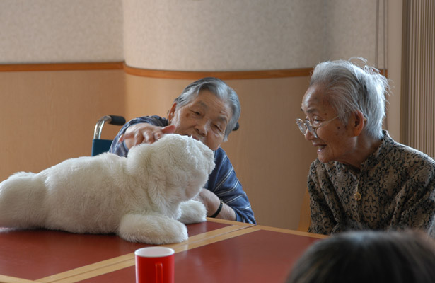 5 Innovative Technological Devices for People with Dementia