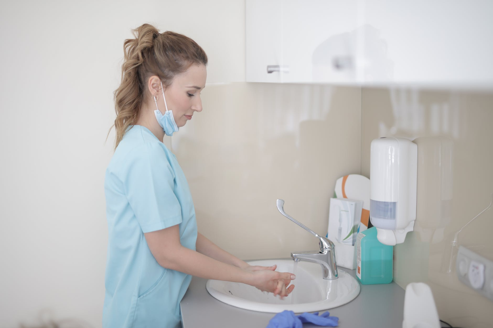 Top Tips To Help You Get Into Nursing