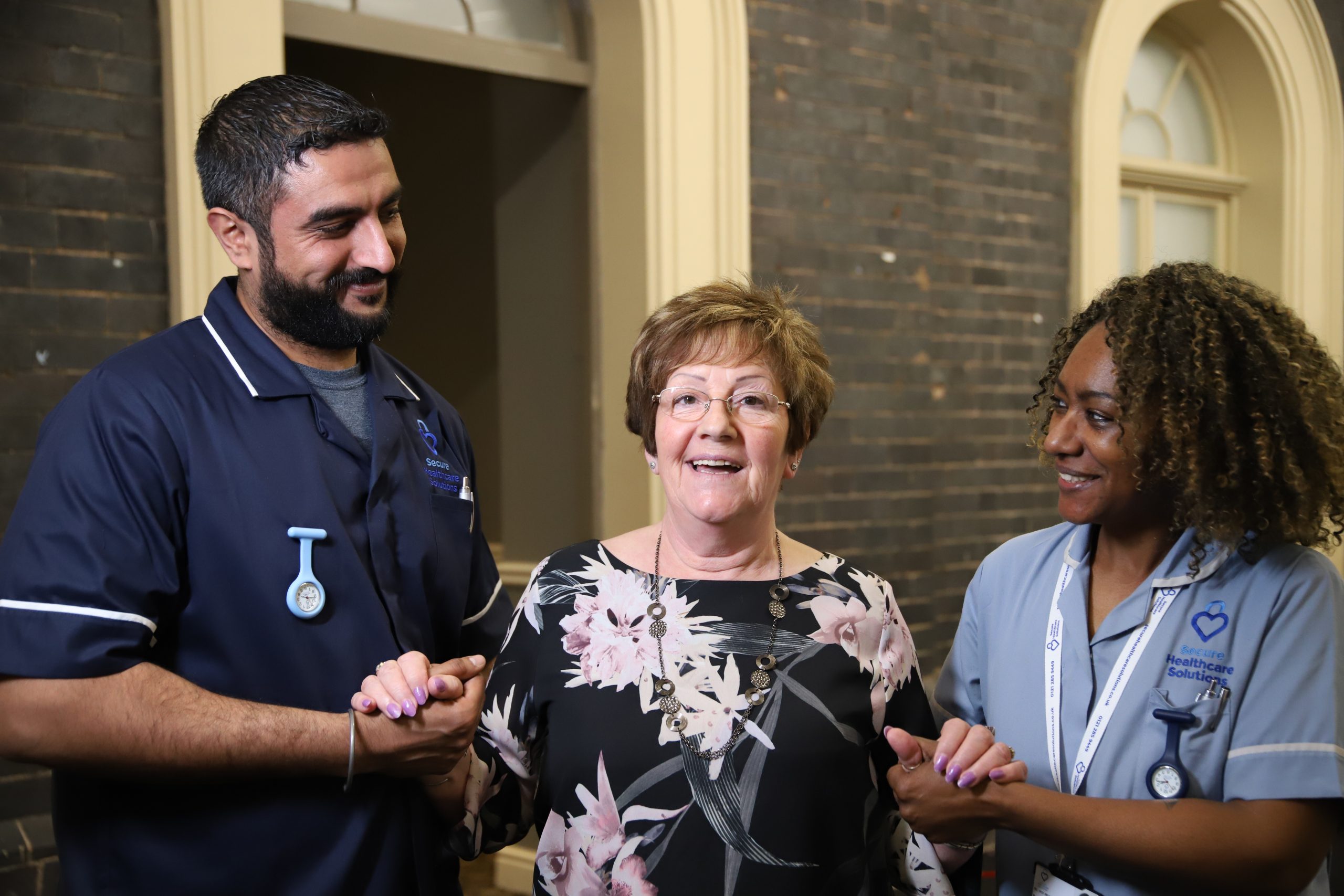 How to Become a Scrub Nurse in the UK: Skills, Salary & Career Path in 2025