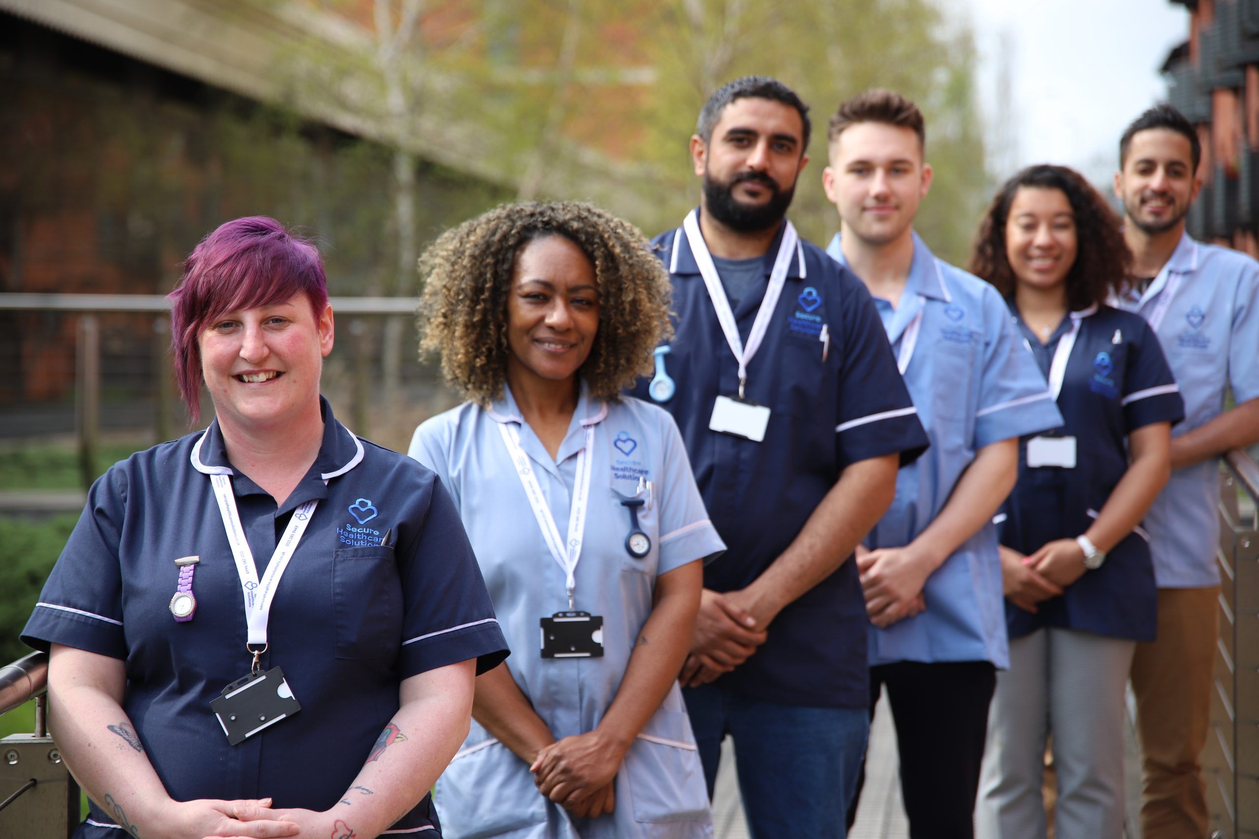 Clinical Pharmacist Vs Community Pharmacist in the UK: Salary, Career Growth & Opportunities